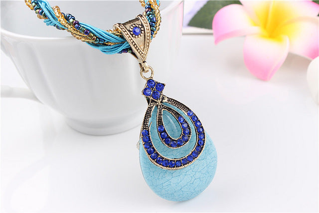 Beads and Rhinestone Water Drop Pendant Necklace