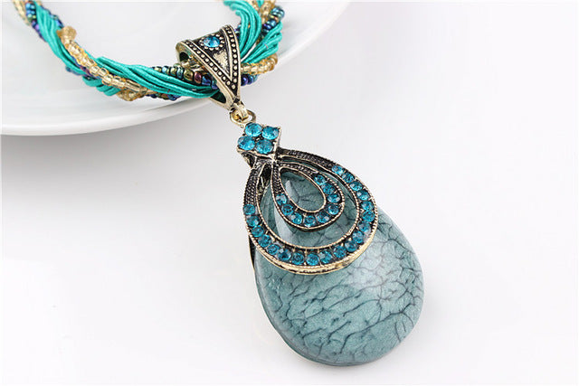 Beads and Rhinestone Water Drop Pendant Necklace